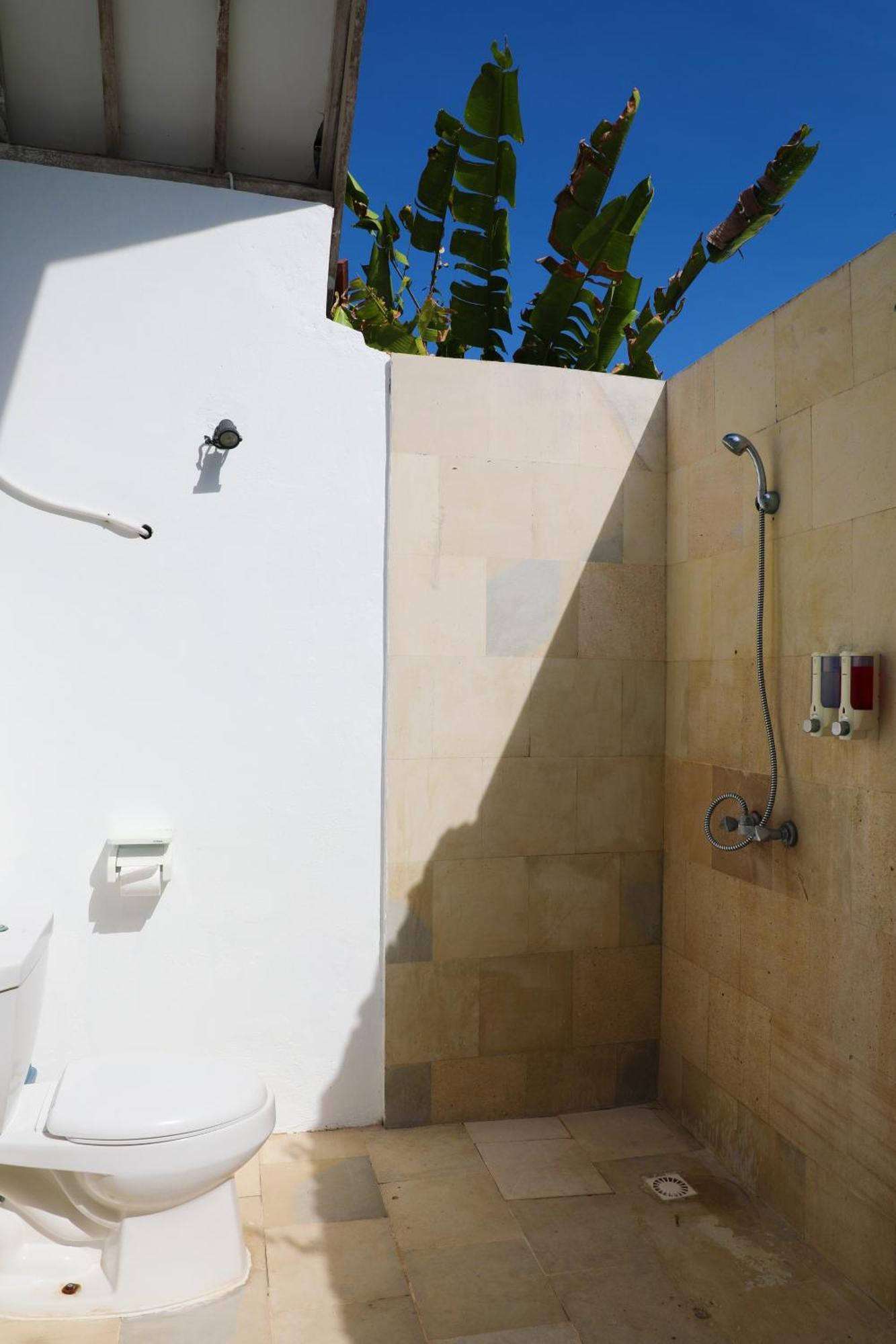 Bingin Bienvenue Guest House Улувату Екстер'єр фото