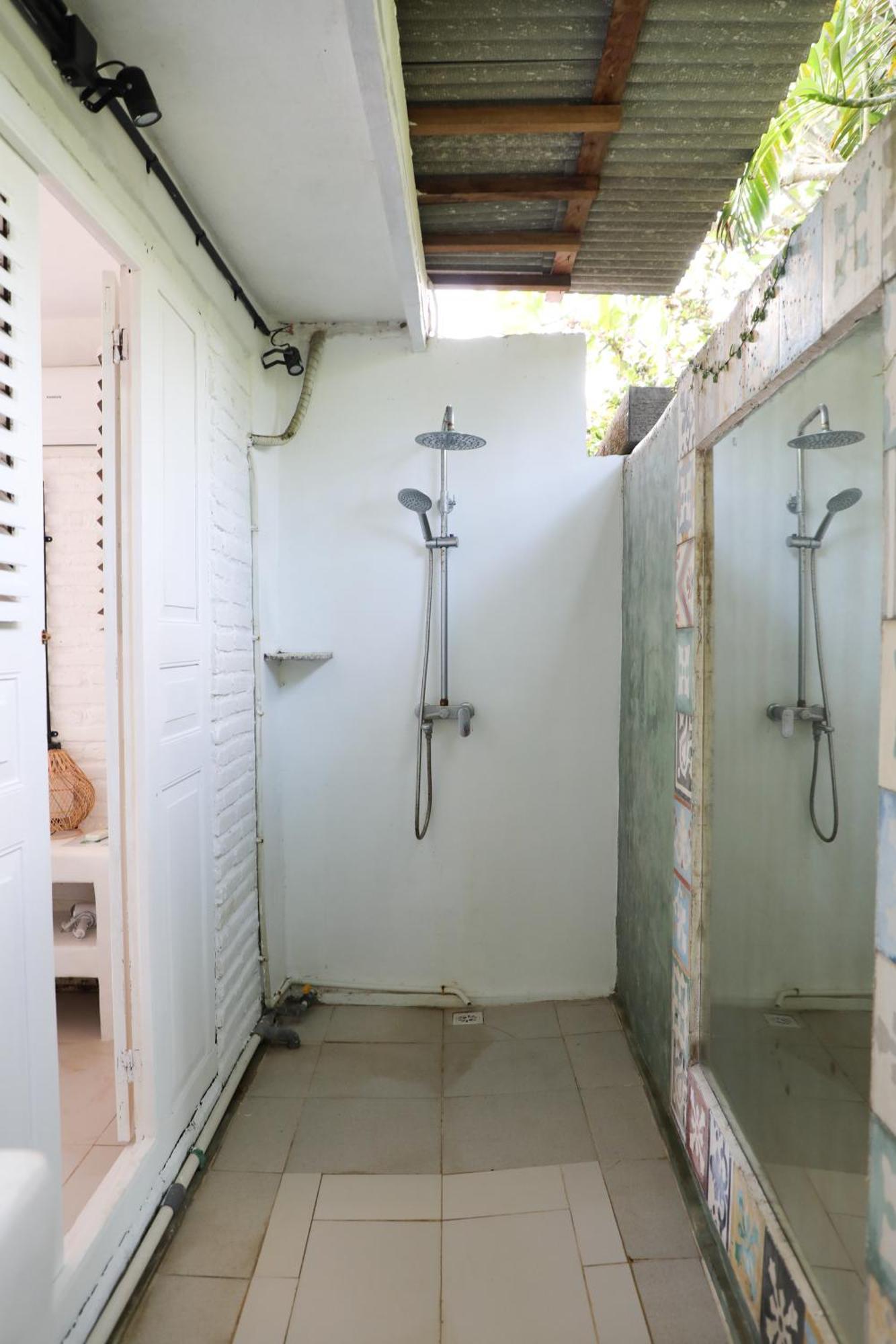 Bingin Bienvenue Guest House Улувату Екстер'єр фото